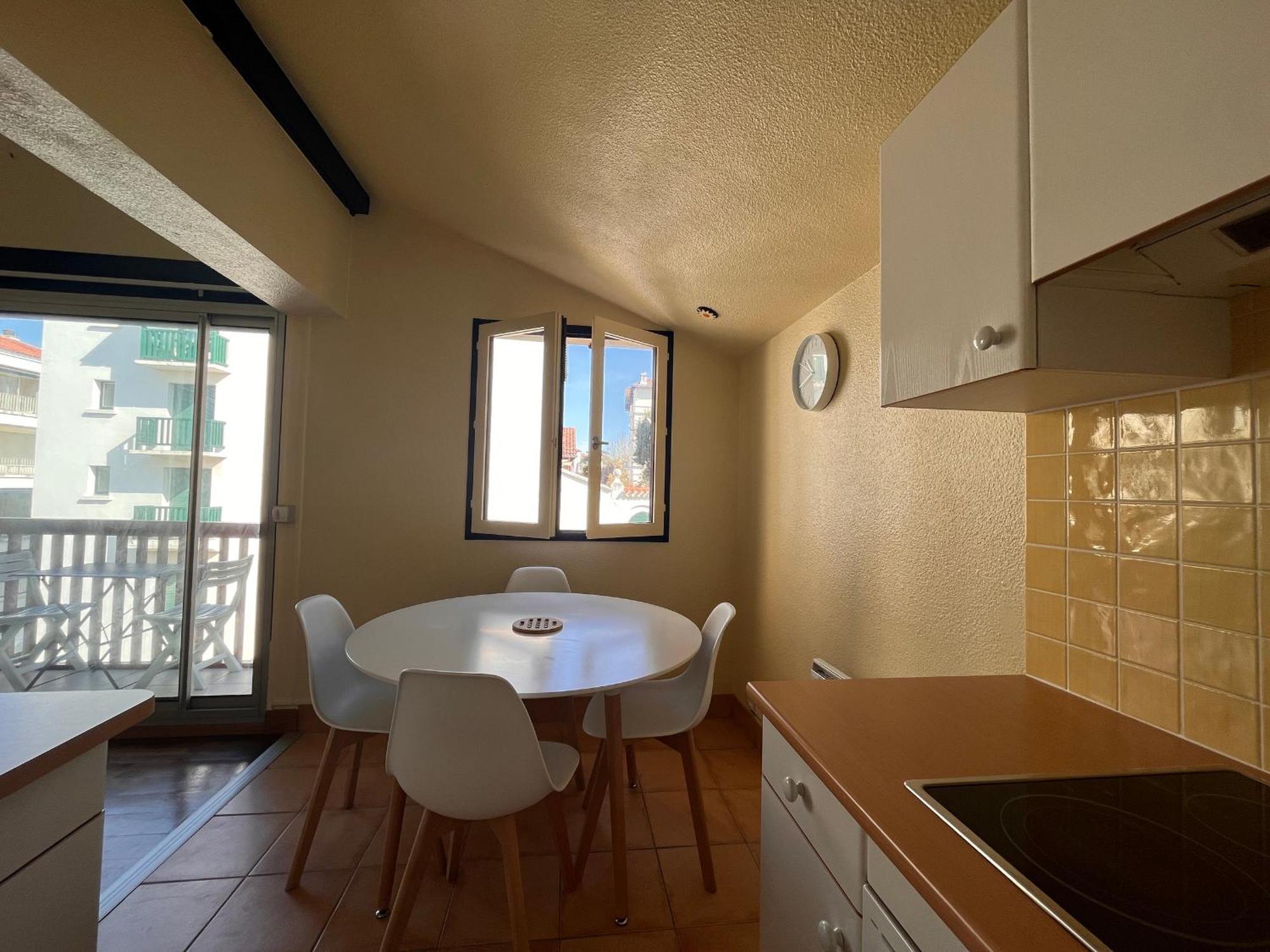 Apartament Studio Mezzanine A 100M De La Plage Avec Balcon, Apercu Mer Et Parking - Saint-Jean-De-Luz - Fr-1-239-576 Zewnętrze zdjęcie